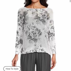 M Made Italy Floral Knit Boat Neck Long Bat Sleeve Top size medium NWT
